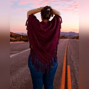 Lane bryant maroon neck knit poncho